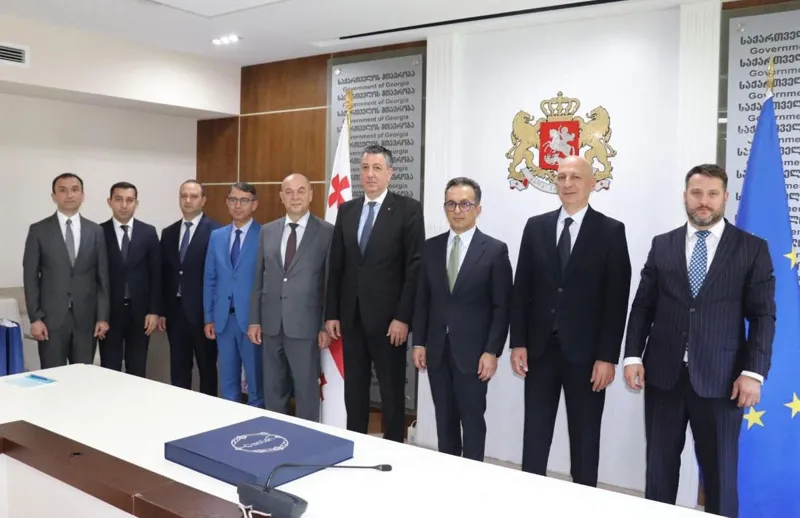 ზაზა ვაშაყმაძე აზერბაიჯანელ კოლეგას შეხვდა