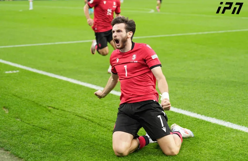 საქართველოს საფეხბურთო ნაკრების ახალი კაპიტანი ხვიჩა კვარაცხელია გახდება