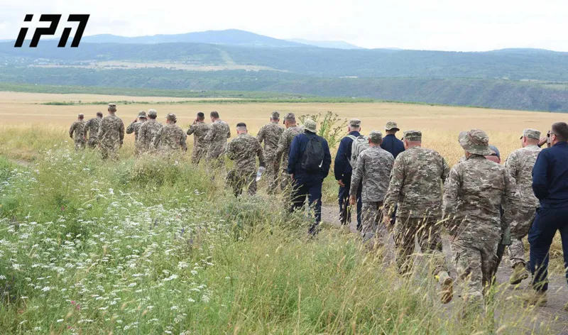 Defense Minister arrives in Bolnisi, where Su-25 belonging to Defense Forces crashed