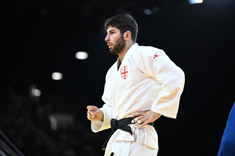 Ilia Sulamanidze 在东京柔道大满贯上赢得金牌。