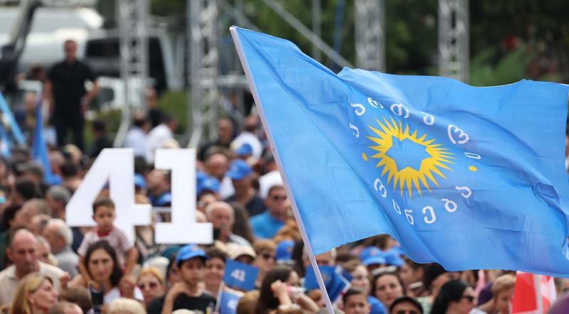 在第比利斯、鲁斯塔维、库塔伊西、巴统和波季这些自治城市中，当选的市长是“格鲁吉亚梦想”党的候选人。