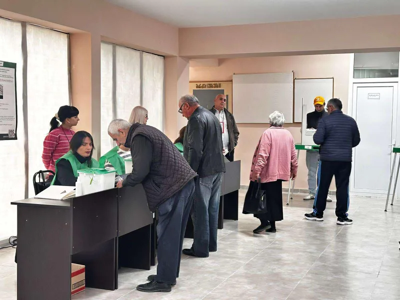 Head of PACE Delegation: In our experience, we observed two worlds - one existed inside the polling station, where the voting process was well administered, and the other world was outside the polling station