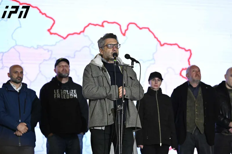 Lasha Bakradze to the participants of the rally: the protest will be held every day at different locations, but on Mondays the main rallies will be organized on Central Avenue - are you ready for Monday?