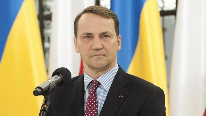 拉多斯瓦夫·西科尔斯基：“限制应该强加于那些负责镇压的人，而不是格鲁吉亚人民。”