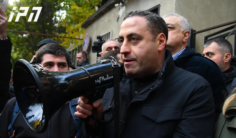 Giorgi Vashadze: 24 hours of protest will end at 20:00, but we will make a statement regarding specific steps after the President's briefing - let's make a decision together