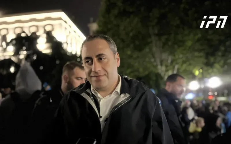 Giorgi Vashadze: I appeal to the self-proclaimed, self-styled government: do not dare to commit any illegal act - I appeal to the citizens, join us, the first point of resistance is here, it started from this moment