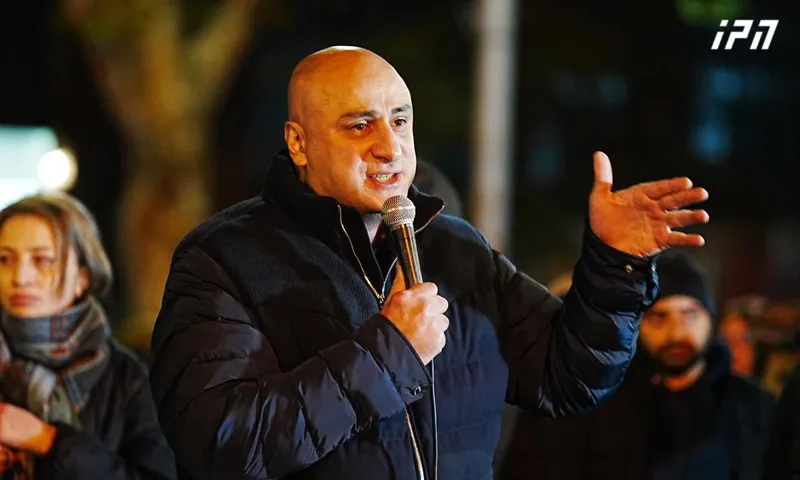 ნიკა მელია - თუ ძალიან ბევრი ვიქნებით, ხელისუფლება მხოლოდ მელიქიშვილის ქუჩიდან კი არ დაიხევს უკან, უკან დაიხევს ხელისუფლებიდანაც, ამას სჭირდება კიდევ უფრო მეტი ადამიანი ქუჩაში