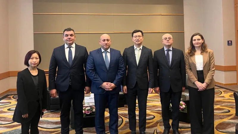 გიორგი პერტაიამ ჰონგ-კონგში სამუშაო ვიზიტის ფარგლებში შეხვედრები გამართა