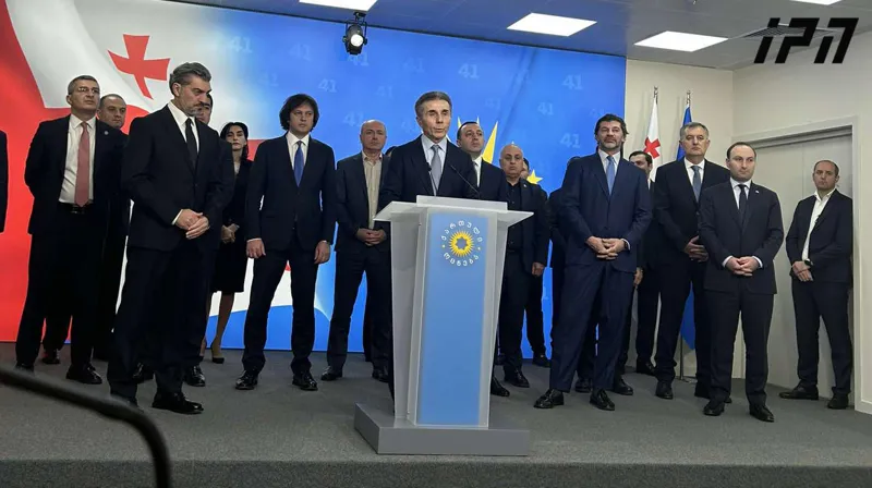 ბიძინა ივანიშვილი - მიხეილ ყაველაშვილი თავისი ბუნებით, თუ გნებავთ ჰაბიტუსითაც არის ქართველი კაცის საუკეთესო  განსახიერება - დარწმუნებული ვარ, ის სრულად დაუბრუნებს პრეზიდენტის ინსტიტუტს დროებით წართმეულ ღირსებას