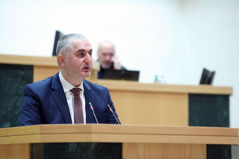 2025 წელს ნაერთი ბიუჯეტით საბიუჯეტო ორგანიზაციებში დასაქმებულთა ანაზღაურების 10%-იანი ზრდაა გათვალისწინებული