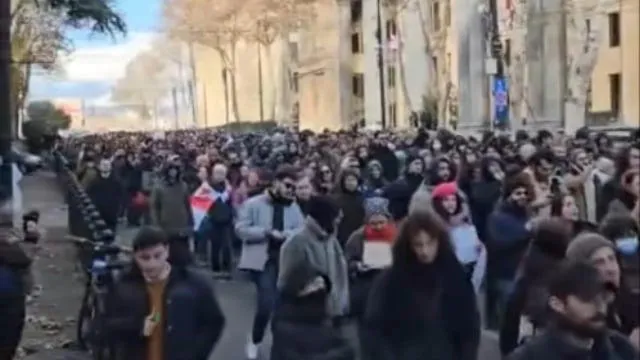 Representatives of the IT and technological sphere are holding a protest march from the Republic Square to the Parliament building