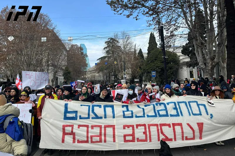 On Rustaveli Avenue, the participants of the protest were joined by the March of Mothers in front of the Parliament