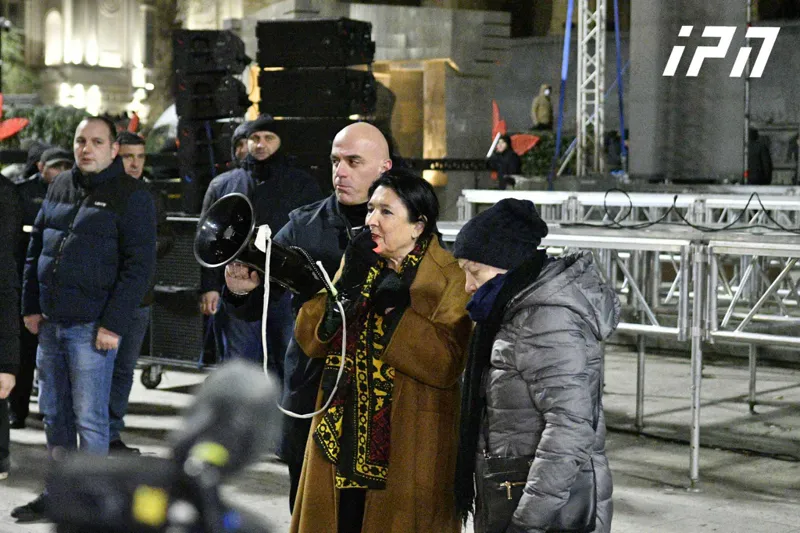 Salome Zurabishvili: It turns out the Christmas tree lighting has been postponed - I think they are coming to me on St. Barbara's Day