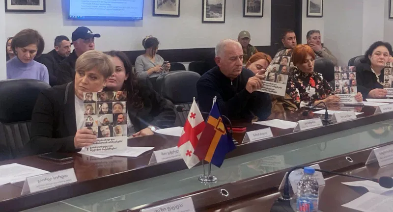 ზუგდიდის საკრებულოში ხმაური და დაპირისპირება იყო