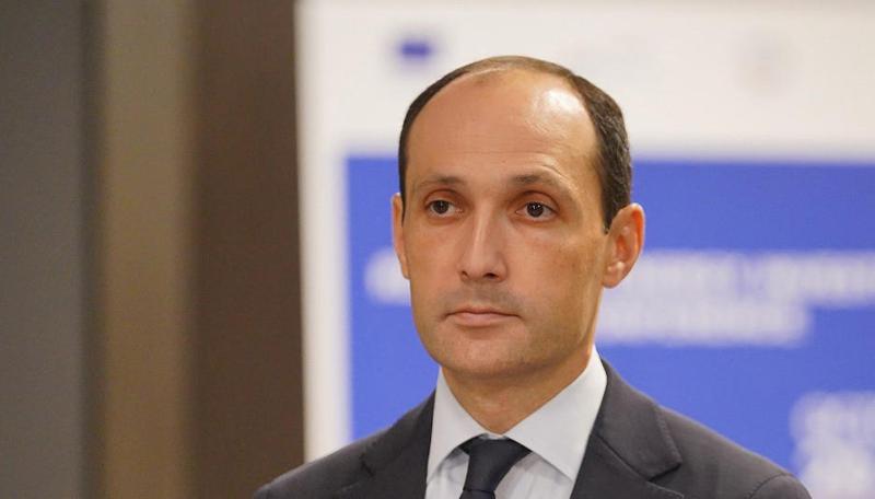 列万·达维塔什维利和天然气和石油公司的前高级官员正在国家安全局被审问。