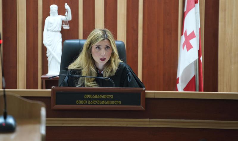პარლამენტთან მიმდინარე საპროტესტო აქციის დროს დაკავებულები - დავით ლომიძე და თემურ ზასოხაშვილი კვლავ პატიმრობაში რჩებიან