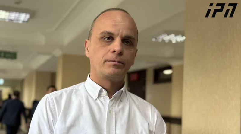 კესარია აბრამიძის მკვლელობაში ბრალდებულის ადვოკატი - 28 ჭრილობიდან სიკვდილის გამომწვევი მხოლოდ 4 იყო, დანარჩენი მსუბუქი ხასიათის - ექსპერტი პატარა ნაკაწრსაც დაზიანებად აღნიშნავს