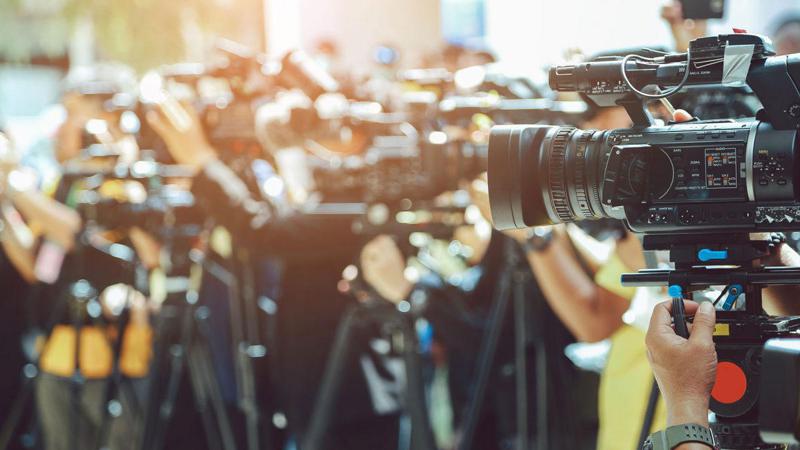 根据通信委员会，“TV Pirveli”、“Formula”和“Mtavari Arkhi”被发现违反了法律；然而，这三家广播公司都被免除了行政责任。