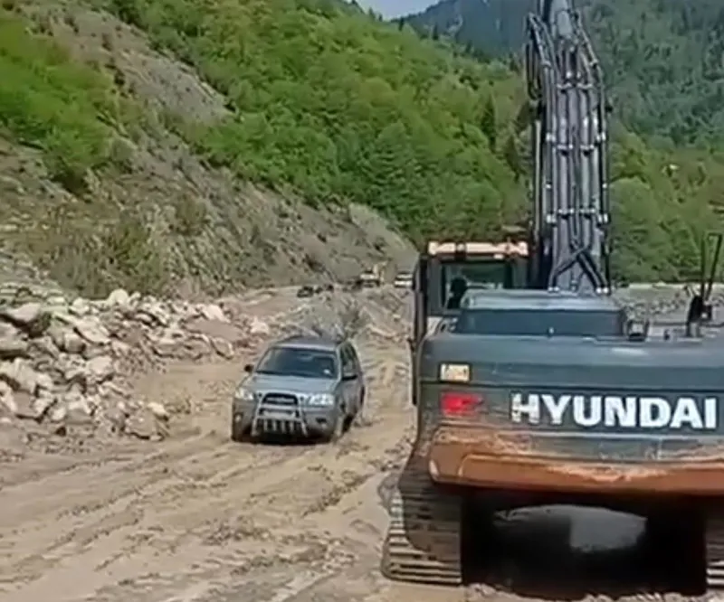 სოფელ ბაბილთან ავტოტრანსპორტის მოძრაობა აღდგა