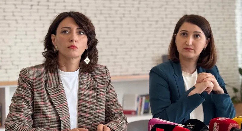 NGOs: Evidence in the case of 8 people detained for blocking the highway suggests that reports were likely falsified – Detention deadlines, procedures violated, and personal searches were illegal