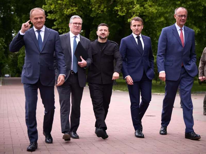 საფრანგეთის, გერმანიის, დიდი ბრიტანეთის, პოლონეთისა და უკრაინის ლიდერებმა ცეცხლის შეწყვეტის საჭიროებაზე ერთობლივი განცხადება მიიღეს - შეთანხმდნენ, რომ 12 მაისიდან, ცეცხლი სრულად და უპირობოდ, მინიმუმ 30 დღით უნდა შეწყდეს