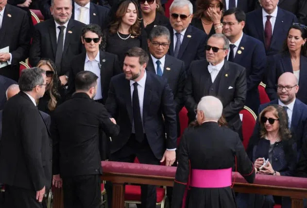 ვოლოდიმირ ზელენსკი ვატიკანში და ჯეი დი ვენსს შეხვდა