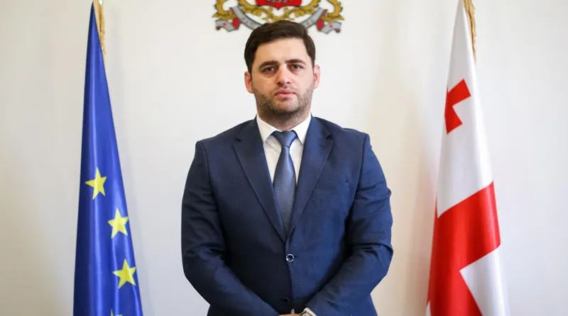 ბექა ღვაჩლიანი - მჯერა, ზუსტად იცით, საიდან მოდიხართ და სად გსურთ დაბრუნება, განათლება კი ის გზაა, რომელიც აუცილებლად მიგვიყვანს თავისუფალ, ერთიან და ძლიერ საქართველომდე