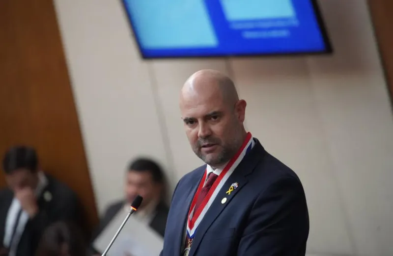 ქნესეთის თავმჯდომარე შალვა პაპუაშვილს - თქვენ და ქართველ ხალხს, გულითადად გილოცავთ საქართველოს დამოუკიდებლობის დღეს