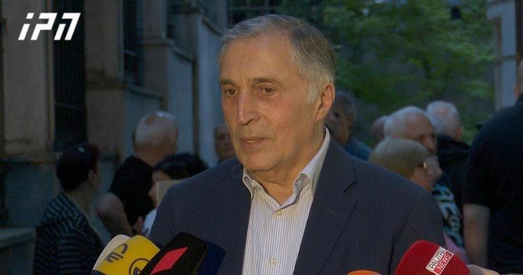 Paata Burchuladze: 每天我都期待这个毫无品味地上演的奇观结束，但它正在逐渐变成严肃的事情，而且它的荒谬程度也在增加——如果你的目标是让我痛苦，恭喜你，你已经做到了。