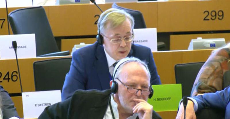 欧洲议会成员汉斯·诺伊霍夫：关于格鲁吉亚的草案报告存在政治偏见。