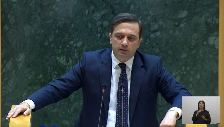 Levan Ioseliani 致格鲁吉亚梦想党：我们看到人们在集会上被殴打——这有争议吗？！你能告诉我至少一个警察被追究责任的案例吗？没有这样的案例！