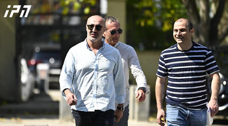 科特·伊奥塞利亚尼：我想对乌塔·伊万尼什维利说——如果你想和我谈谈，就打电话给我，我会亲自和你说话——我对内务部完全不信任。