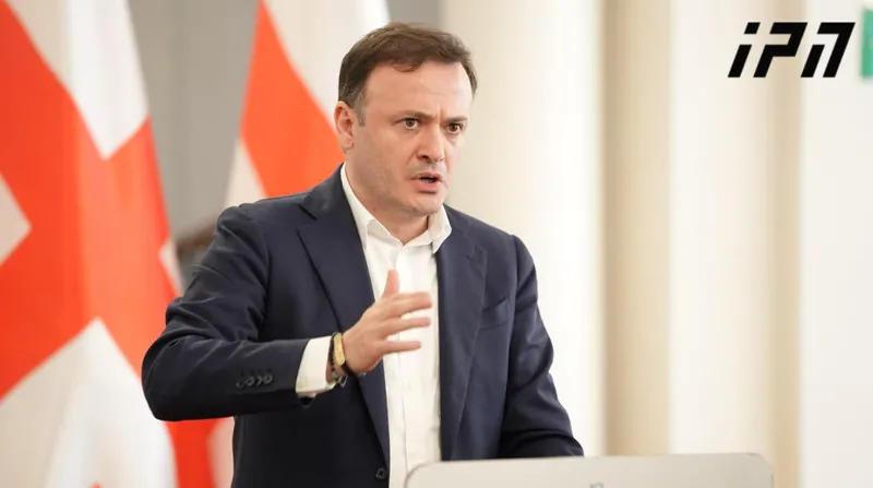 伊拉克利·扎尔库亚致OSCE主席：埃琳娜女士，你侮辱了格鲁吉亚国家，所以现在去和激进分子谈谈，并结束你的访问——你感到羞耻，我们不再想与你有任何关系。