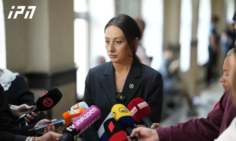 ზურაბ ჯაფარიძის საქმის პროკურორი - სასჯელი უნდა იყოს პროპორციული, სამართლიანი, ობიექტური და თანაზომიერი, რაც ჩადენილ დანაშაულს შეესაბამება - მიგვაჩნია, რომ მსგავსი ქმედებისთვის მკაცრი სასჯელი უნდა იყოს გამოყენებული