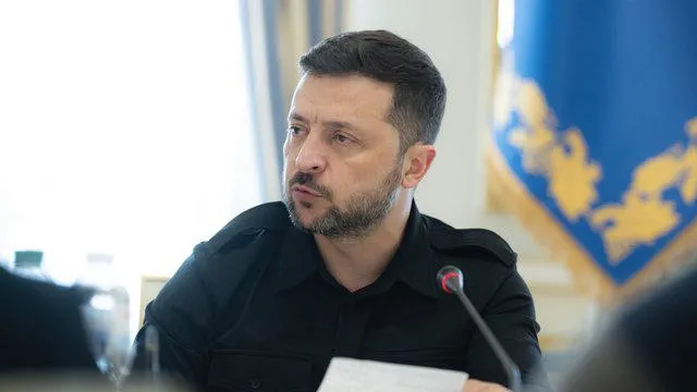ვოლოდიმირ ზელენსკი “დიდი შვიდეულის” სამიტზე ჩავიდა