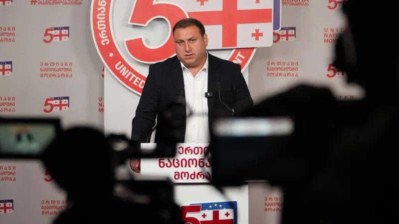 ლაშა ფარულავა - როგორც ვიცი, „ლელოს“ არჩევნებთან დაკავშირებით ერთგვაროვანი დამოკიდებულება არ აქვს, გუნდში არის მსჯელობა - საჭიროა ერთიანობა, რომ ამ ფარსში არ მივიღოთ მონაწილეობა