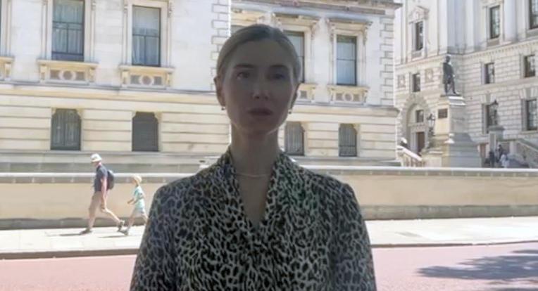 Tina Bokuchava: 在联合王国的会议期间，我们讨论了针对伊万尼什维利及其随从实施金融制裁的必要性，以使国家回到民主发 展的道路上。