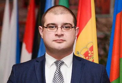 ახმედ ალილი - აზერბაიჯანსა და თურქეთს შორის სამხედრო სფეროში  თანამშრომლობა, ინტეგრაცია, მათ შორის ოპერატიულ დონეზე ისეთია, არანაირი საჭიროება არ არსებობს აზერბაიჯანში თურქული სამხედრო ავია ბაზის აშენებისთვის