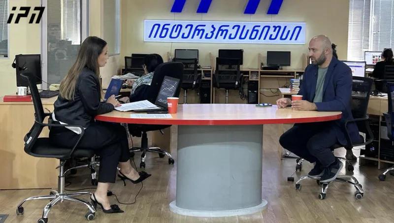 Berdia Sichinava: 死亡在城市中行走，落在人们的头上——没有人能逃脱责任。