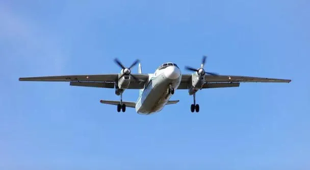 Российские СМИ - Обнаружены обломки пропавшего пассажирского самолета - По предварительным данным, все находившиеся на борту погибли