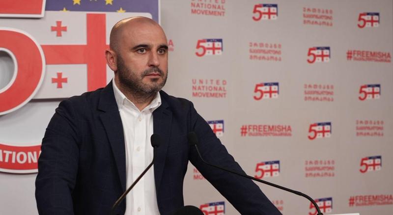 列万·哈贝什维利：当我看到良心犯时，我的肉体在燃烧——现在，我也是一个被锁链束缚的囚犯——明天，我的心会与你同在，并且我愿意在这一斗争中欣然牺牲我的皮肤和自由——胜利是不可避免的！