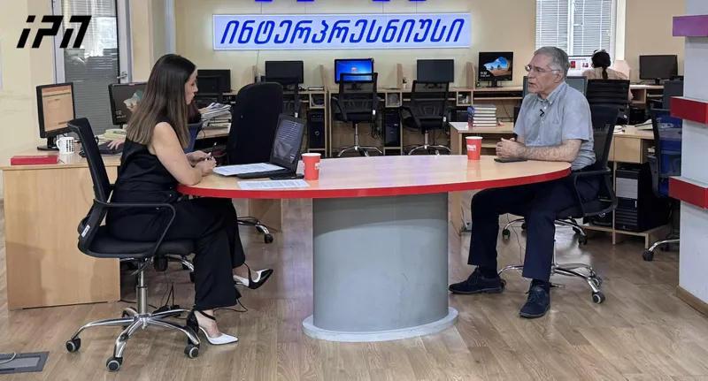 Lasha Tughushi: 打  击精英腐败并不意味着调查前官员！而是关于对抗当前的、有影响力的人物 — 我们并没有看到这一点；因此，现在发生的事情并不是对腐败的全面打击。