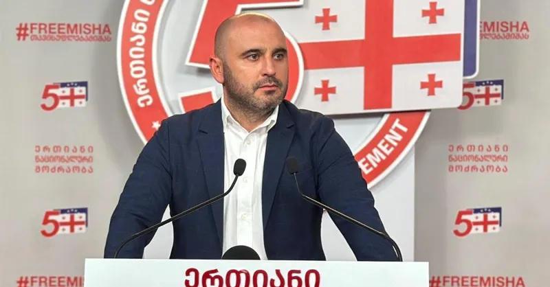 Levan Khabeishvili: 这是极度的虚伪，当“格鲁吉亚梦想”声称在打击腐败，却提名最腐败的人，卡拉泽，作为他们的市长候选人；伊万尼什维利会让某人卖掉一个肾脏并交出8亿。