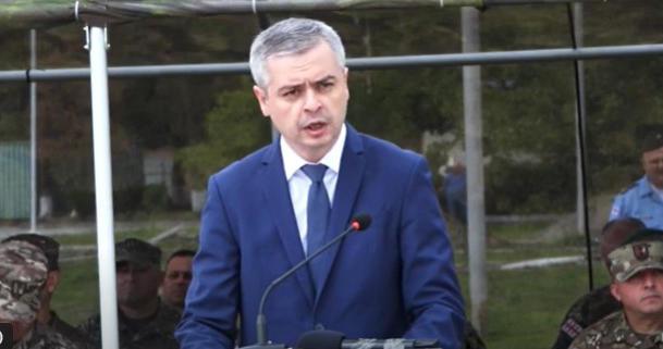 前国防部副部长格奥尔基·哈因德拉瓦：我已经审阅了指控；我只是不同意它们。