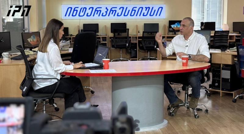 阿列科·埃利萨什维利：如果我得到公众支持，我准备竞选第比利斯市长！我不惜一切！我会比卡卡·卡拉泽好一千倍的市长！交通拥堵问题可以在一年内解决。