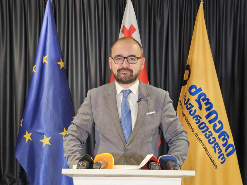 Grigol Gegelia: 阿塞拜疆和亚美尼亚正在华盛顿签署一项历史性的和平条约，这正在改变整个地区的政治——格鲁吉亚在哪里？无处。