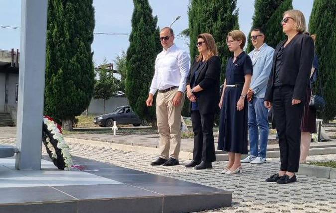 驻格鲁吉亚德国大使馆：德国呼吁俄罗斯完全履行2008年8月12日和9月8日协议下的义务。