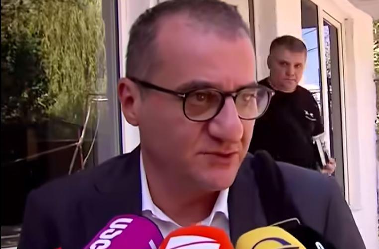 与Levan Jangveladze谋杀案有关而被拘留的Giorgi Mikadze的律师：Mikadze正在行使保持沉默的权利——他的被捕让他感到惊讶，而且他与该事件完全无关。