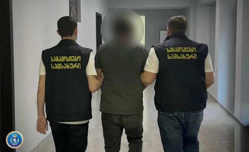 On the fact of taking a bribe, the representative of Oni Municipality’s mayor was arrested