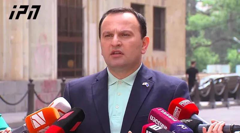 帕塔·曼加拉泽：昨天，与阿拉伯联合酋长国总统的会议由自封的寡头比齐纳·伊万尼什维利领导——这清楚地表明格鲁吉亚不再有任何政府。